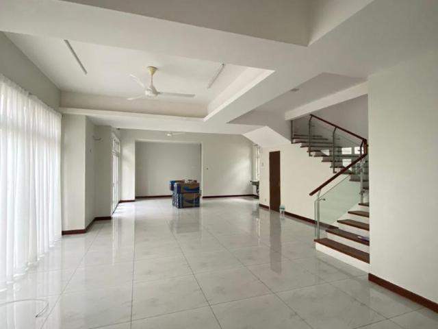 House for sale in Petaling, Alam Impian