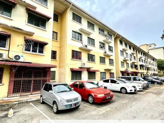 Flat for sale in Alam Impian, Selangor