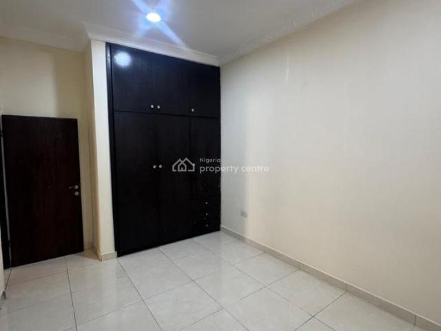 Flat for rent in Eti Osa, Lagos