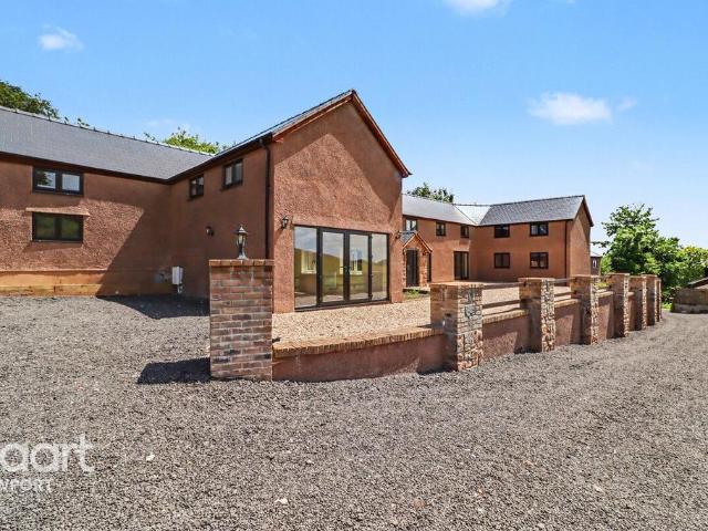 House for rent in Caerwent, Llanvair-discoed