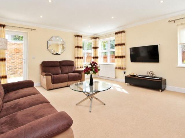 House for rent in Horsell, Woking