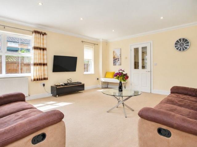 House for rent in Horsell, Woking