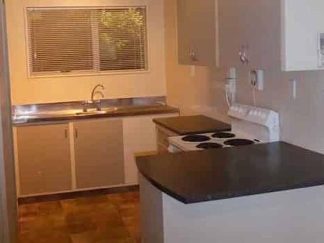 Townhouse for rent in Heathcote, Canterbury