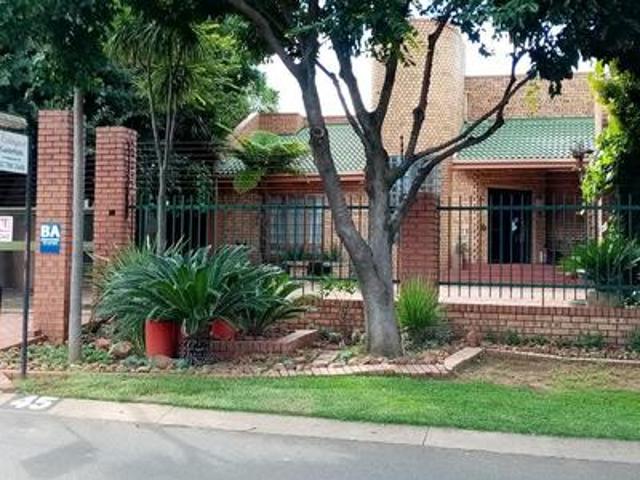 Apartment for sale in Pullens Hope, Mpumalanga