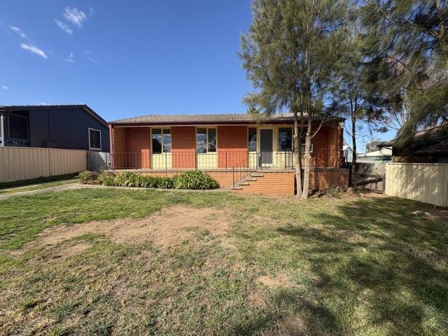 House for rent in Brisbane Grove, New South Wales