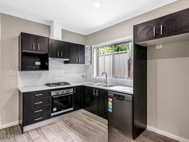 House for rent in Baulkham Hills, Sydney