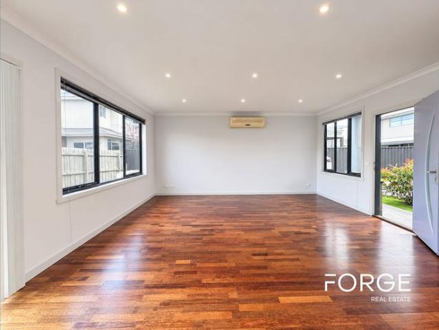 Townhouse for rent in Camerons Creek, Victoria