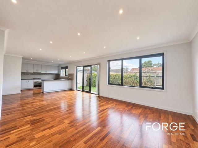 Townhouse for rent in Parkside Estate, Melbourne