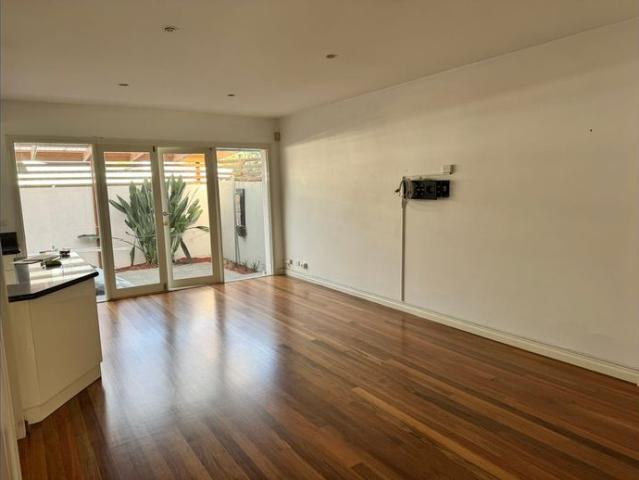 Townhouse for rent in Camerons Creek, Victoria