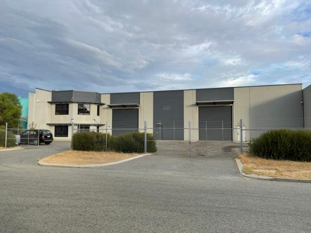 Warehouse for rent in Bibra Lake, Western Australia