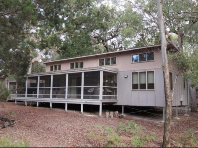 House for sale in South Stradbroke, Queensland