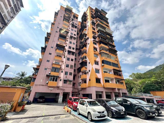 Apartment for sale in Country Heights Damansara, Kuala Lumpur