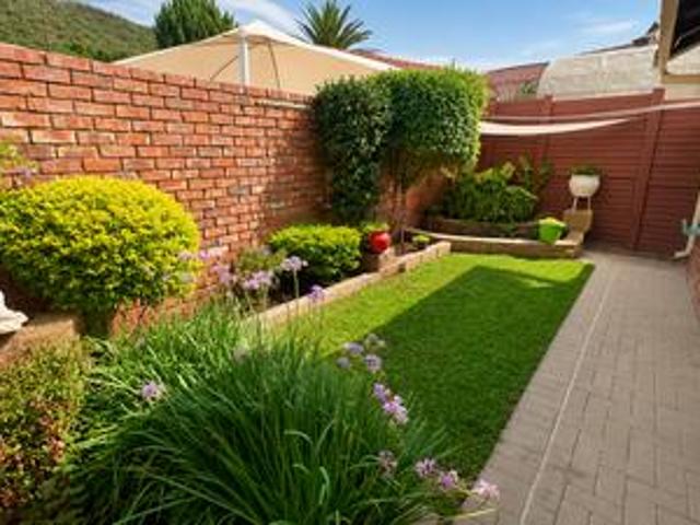 Townhouse for sale in Bloemfontein, Free State