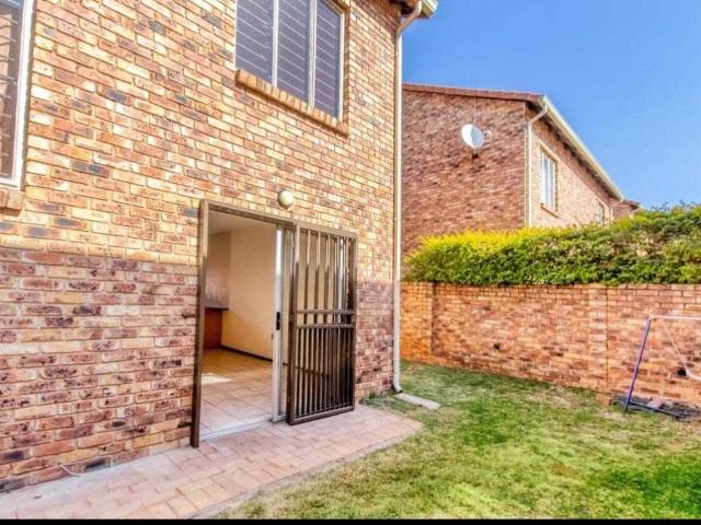 Townhouse for rent in Randburg