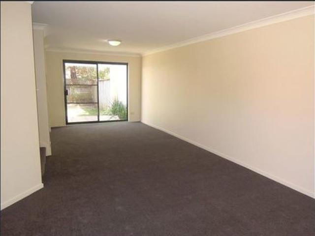 Townhouse for rent in Panania, Sydney