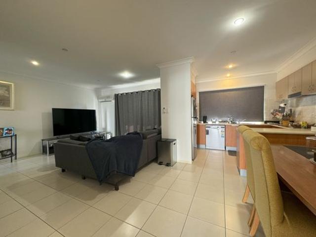 Townhouse for sale in Toombul, Queensland