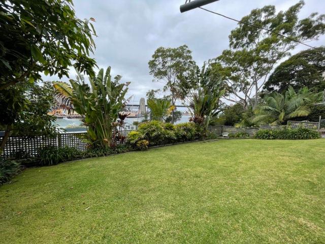 Apartment for rent in Lower North Shore, Sydney
