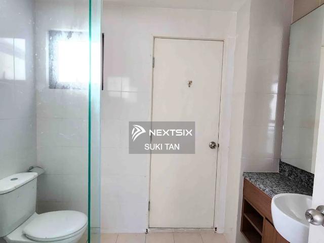 Shop for sale in Malaka