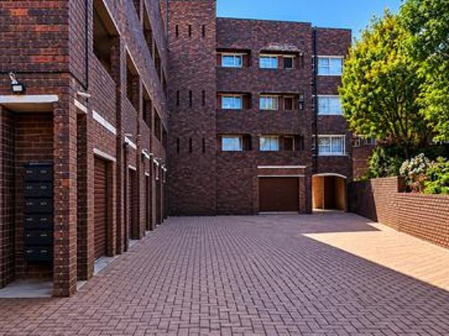 Apartment for sale in Ekurhuleni, Gauteng