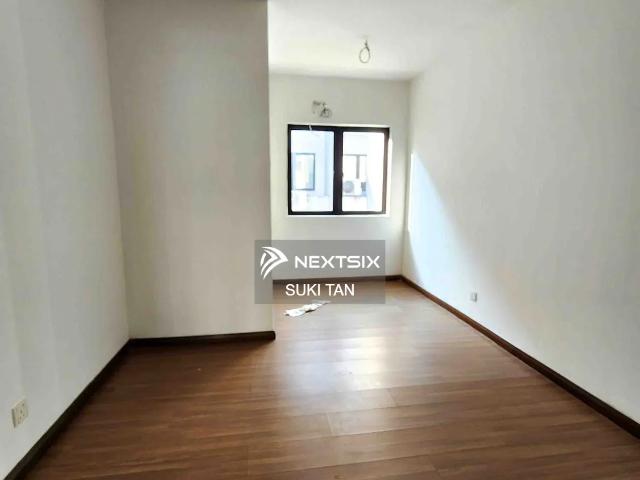 Shop for sale in Malaka