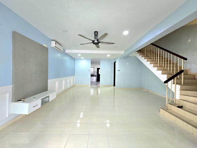 Terraced House for sale in Langat, Selangor