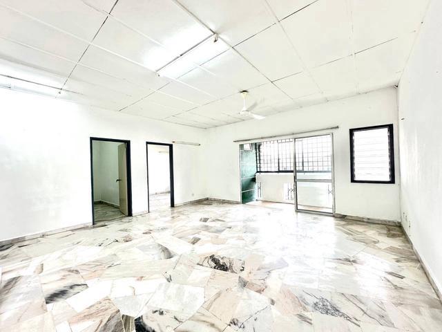 Apartment for sale in Kajang, Langat
