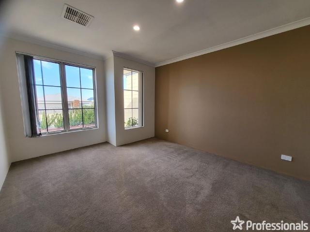 House for rent in Banksia Grove, Western Australia