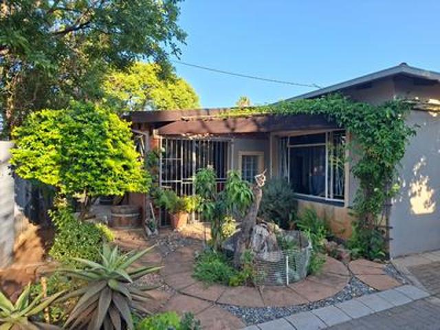 House for sale in Waterkloof, Gauteng
