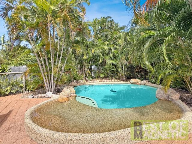 House for sale in Horseshoe Bay, Queensland