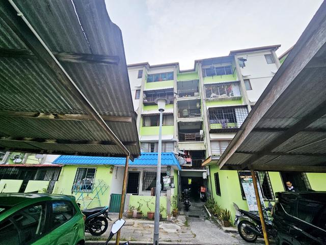 Flat for sale in Country Heights Damansara, Kuala Lumpur