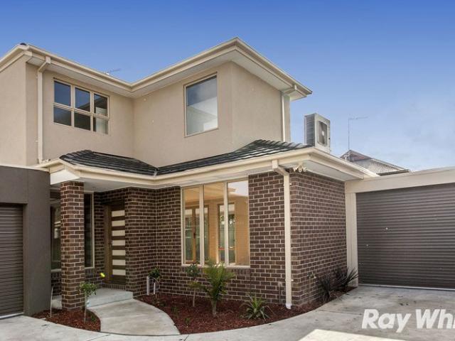 Townhouse for rent in Camerons Creek, Victoria
