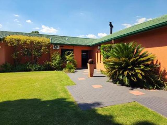 House for sale in Oranjeville, Free State