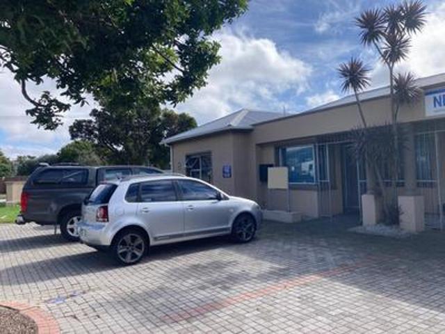 Commercial for rent in Port Elizabeth, Eastern Cape