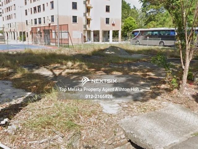 Residential House for sale in Malaka