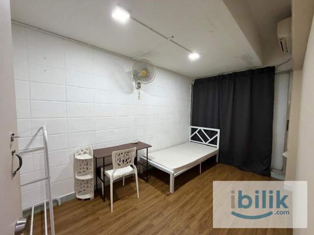 Room for rent in Petaling, Damansara Damai