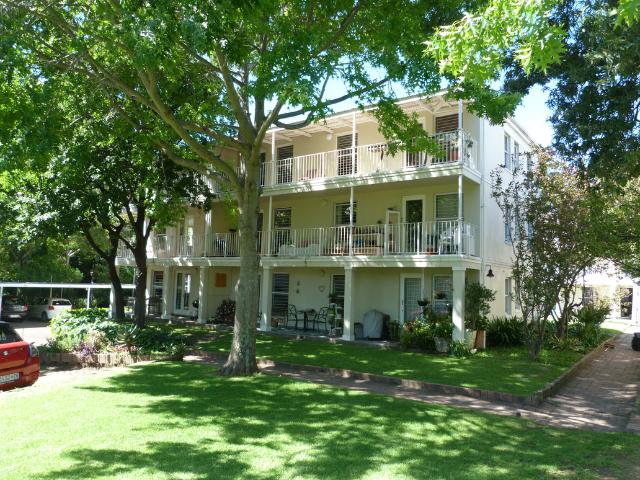 Apartment for rent in Cape Town Ward 58, Cape Town