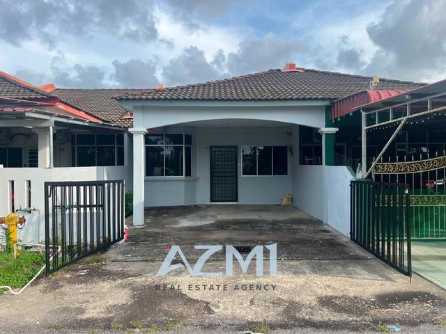 Terraced House for sale in Long Miri, Sarawak