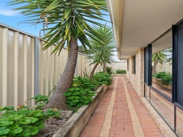 House for rent in Carlisle, Western Australia