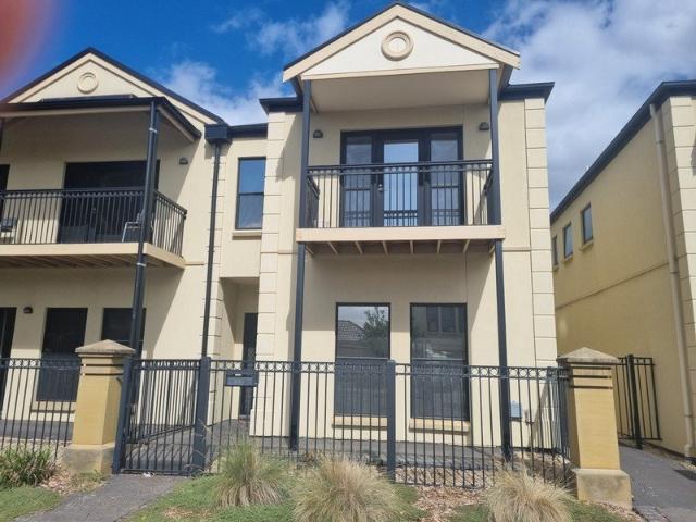House for rent in Mawson Lakes, Adelaide