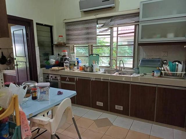 Townhouse for sale in Petaling, Damansara Damai