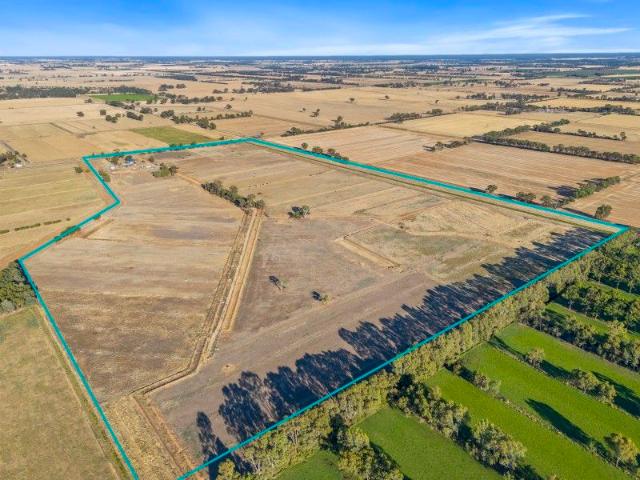 Cottage for sale in Nathalia, Victoria