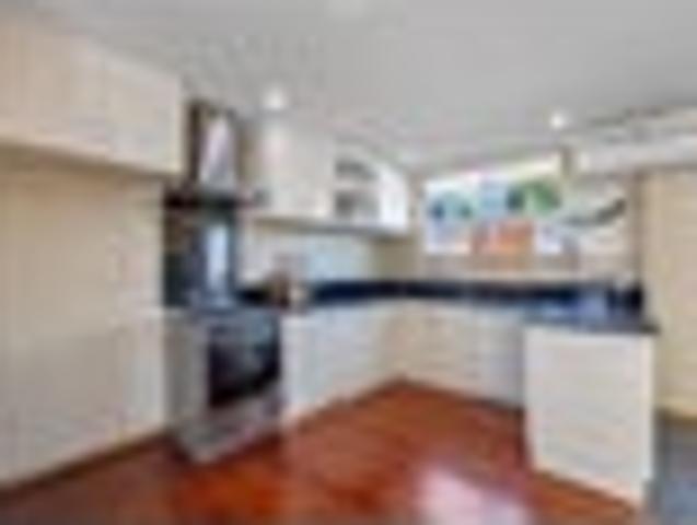 Apartment for sale in Lynmouth, New Plymouth