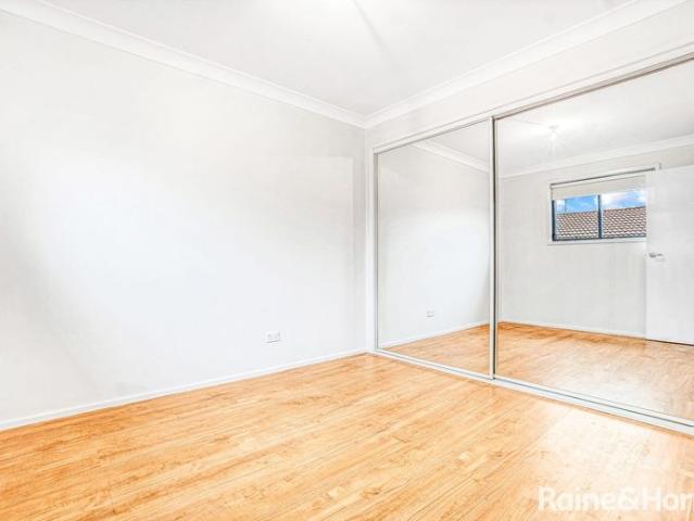 House for rent in Bligh Park, Sydney