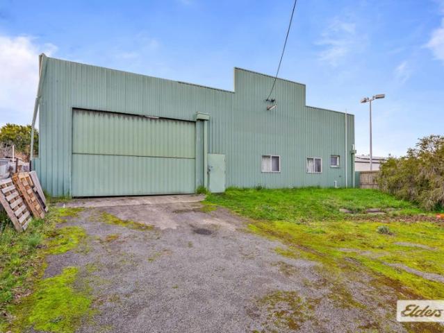 Warehouse for sale in Ararat, Victoria