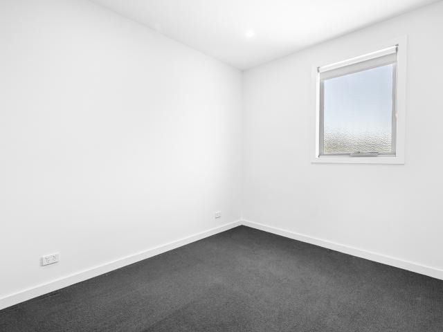 Townhouse for sale in College View, Melbourne