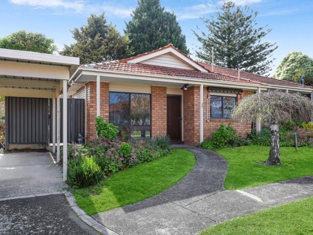 Villa for sale in Camerons Creek, Victoria