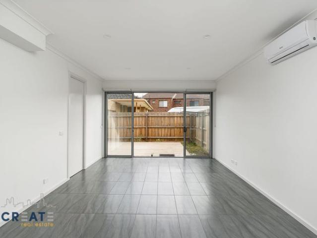 Townhouse for rent in Camerons Creek, Victoria