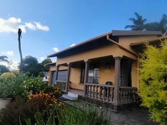 House for sale in Queensburgh, Kwazulu-natal