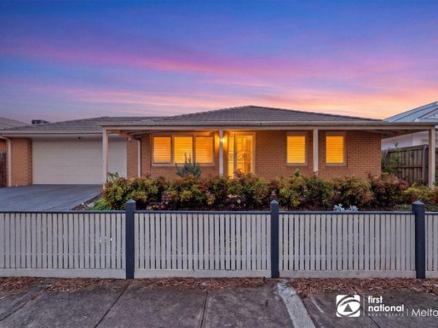 House for sale in Eynesbury, Melbourne