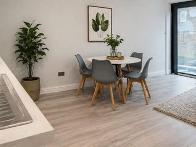 Apartment for rent in West Hackney, Greater London